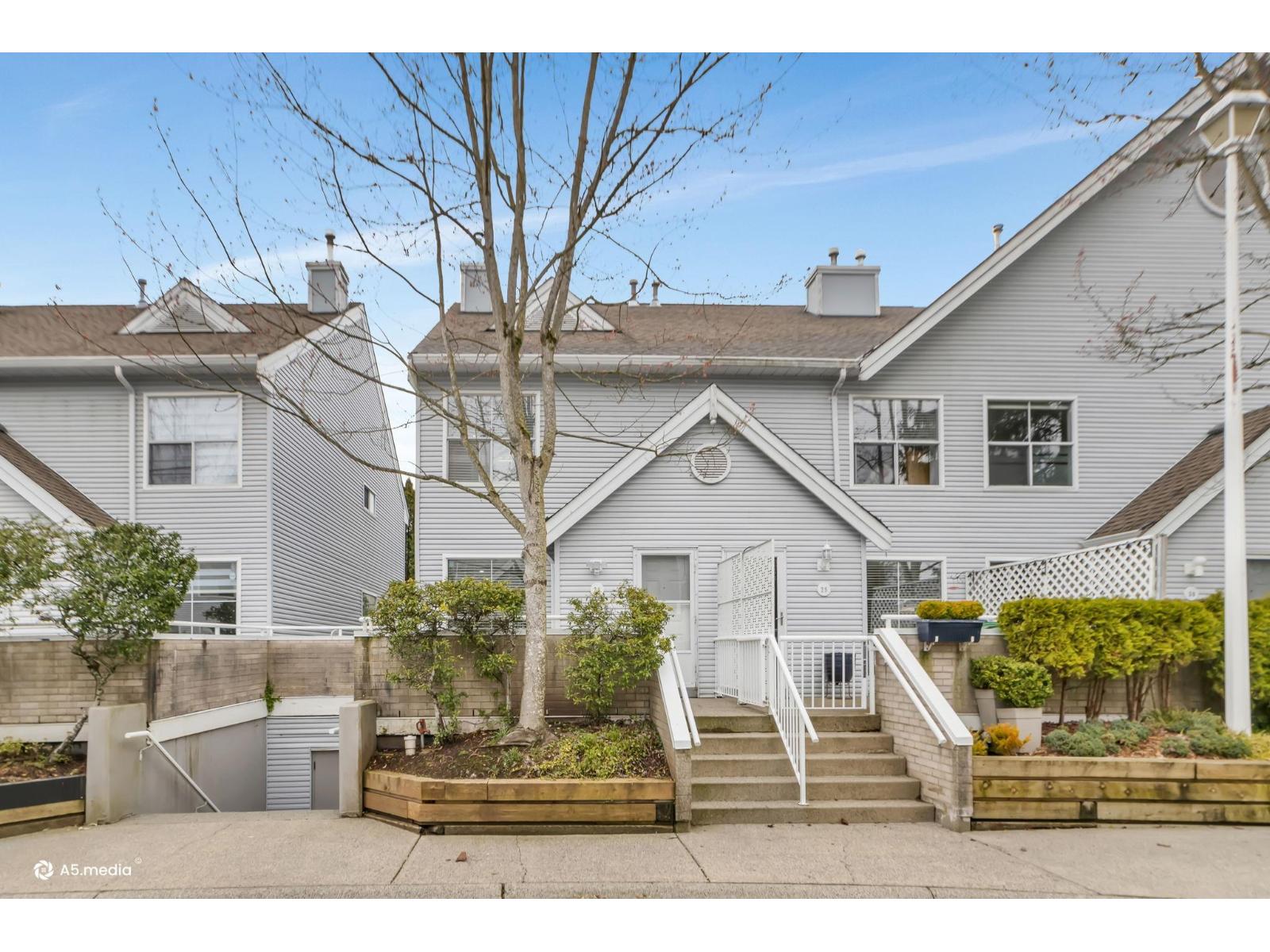 28 13713 72A AVENUE, Surrey, British Columbia