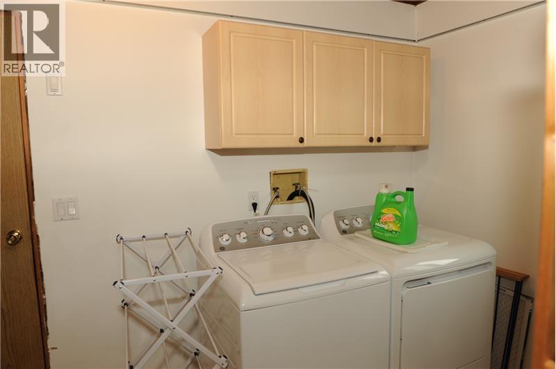 22130 River Bend, Maple Ridge, British Columbia  V2X 9P3 - Photo 23 - R3095355