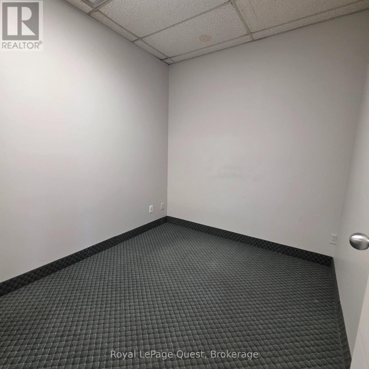 102 - 17 Colborne Street E, Orillia, Ontario  L3V 1T4 - Photo 20 - S12387926