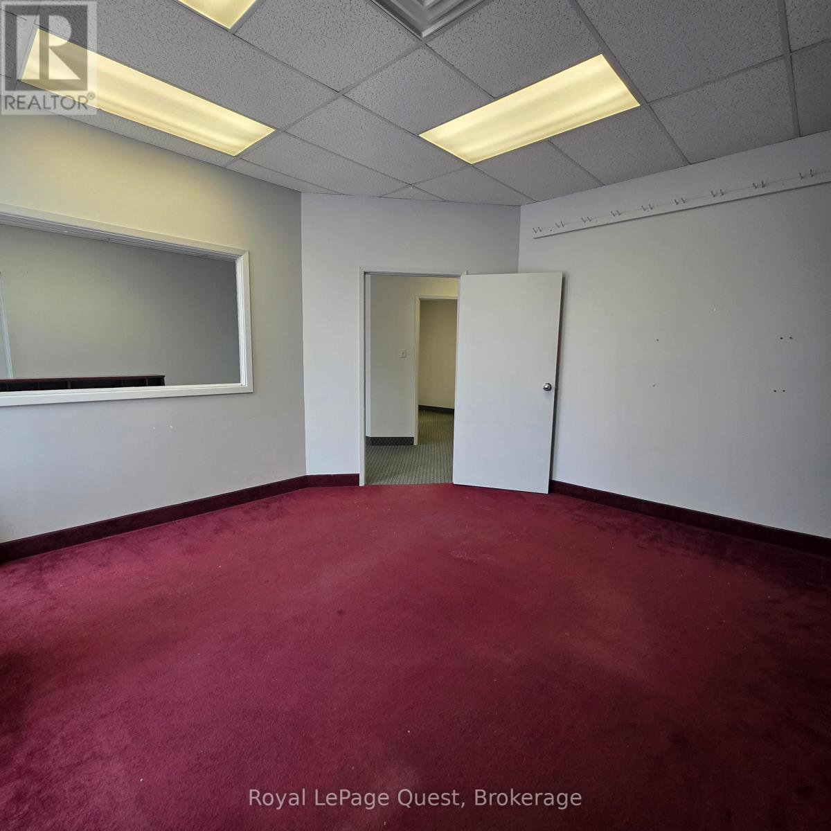 102 - 17 Colborne Street E, Orillia, Ontario  L3V 1T4 - Photo 17 - S12387926