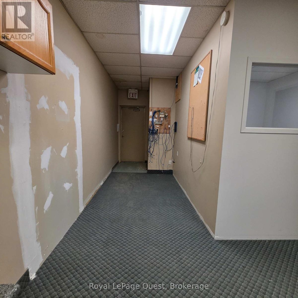 102 - 17 Colborne Street E, Orillia, Ontario  L3V 1T4 - Photo 25 - S12387926