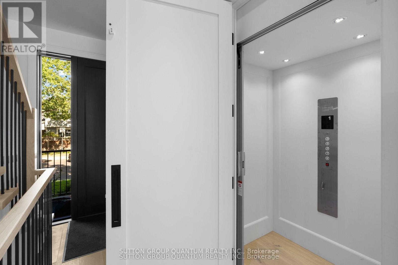 78 Trafalgar Road, Oakville (Oo Old Oakville), Ontario  L6J 2S7 - Photo 6 - W12877690