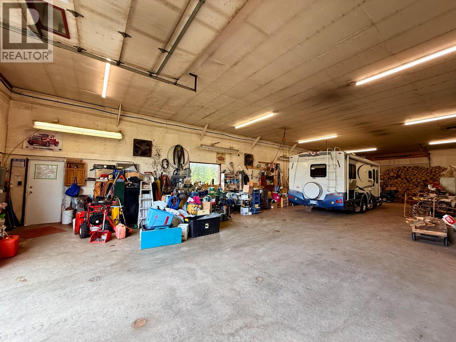 9736 97 Cariboo Highway, Clinton, British Columbia  V0K 1K0 - Photo 25 - 10379420