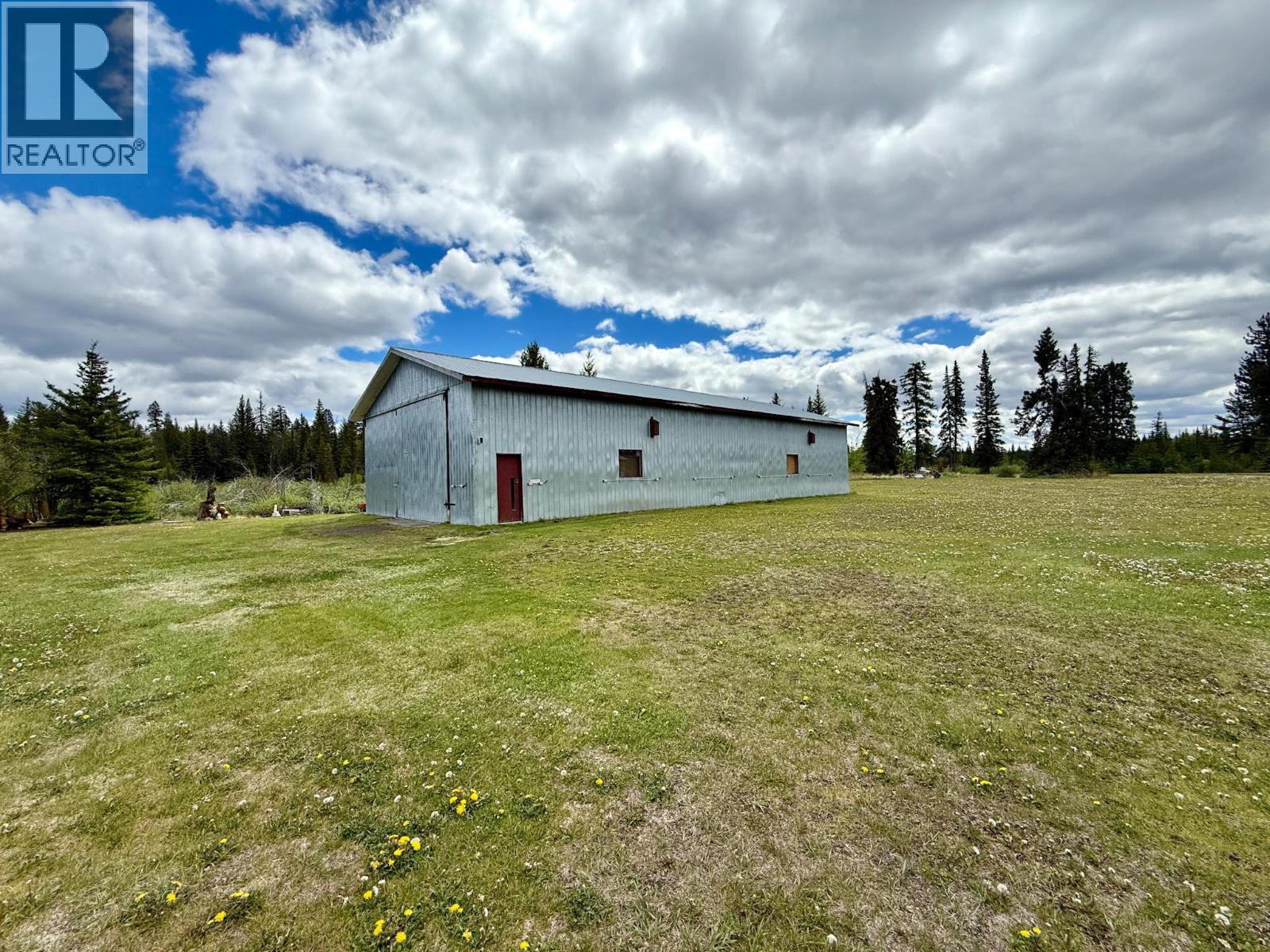 9736 97 Cariboo Highway, Clinton, British Columbia  V0K 1K0 - Photo 7 - 10379420