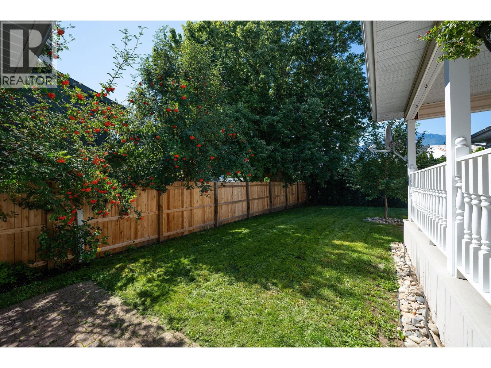 1017 Cottonwood Street, Revelstoke, British Columbia  V0E 2S0 - Photo 34 - 10379287