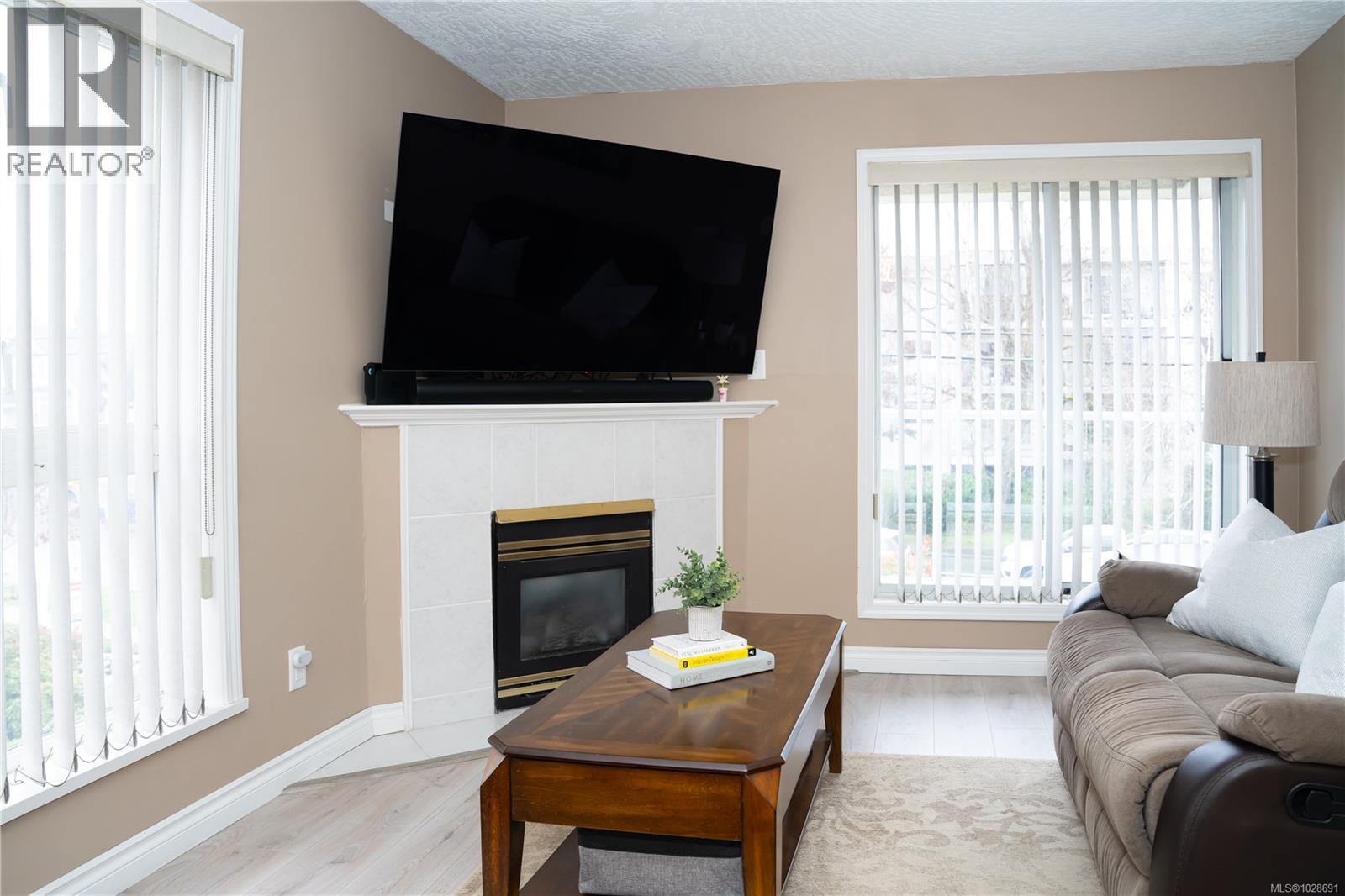 301 331 Burnside Rd E, Victoria, British Columbia  V9A 1A6 - Photo 7 - 1028691