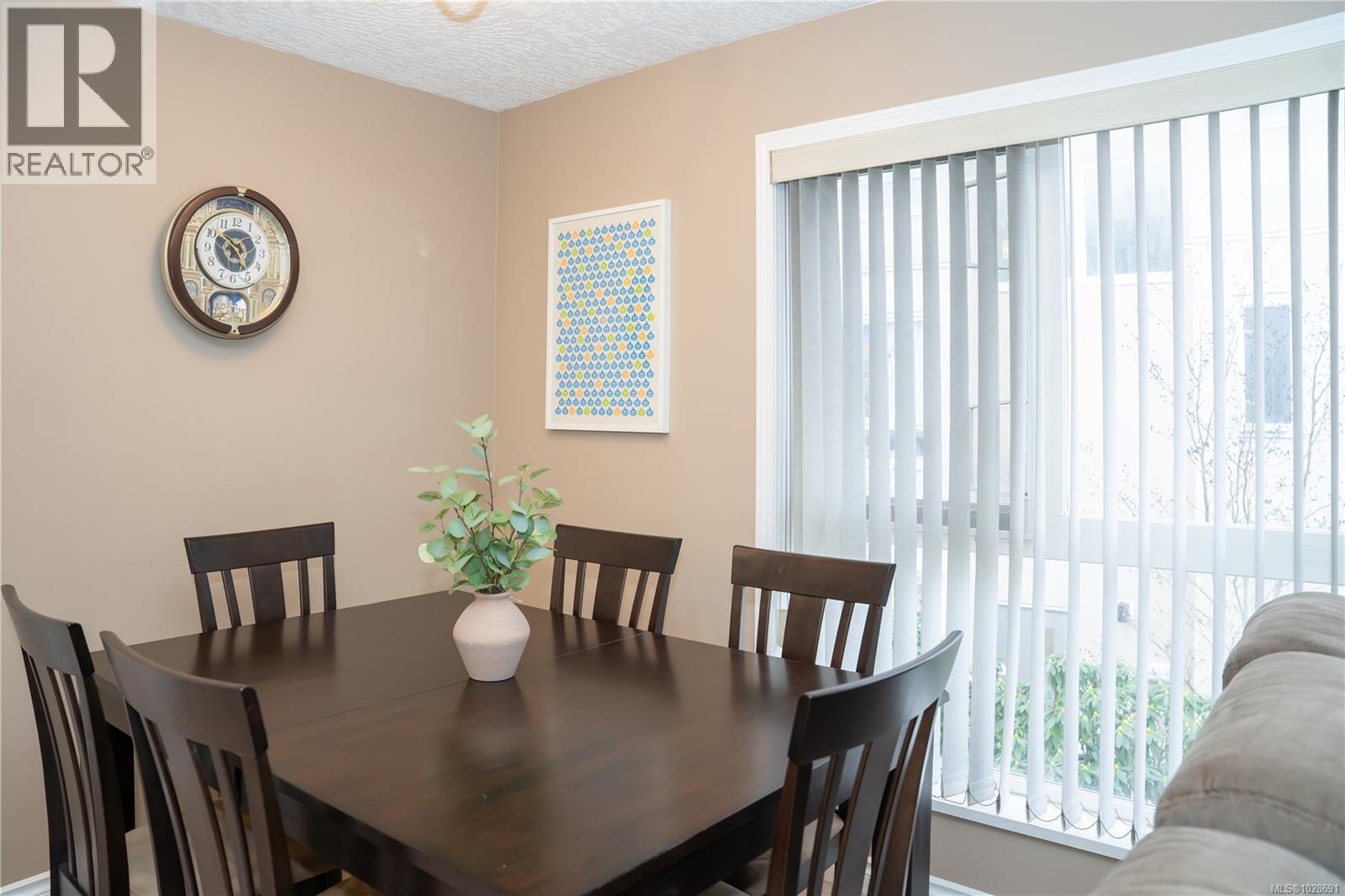 301 331 Burnside Rd E, Victoria, British Columbia  V9A 1A6 - Photo 9 - 1028691