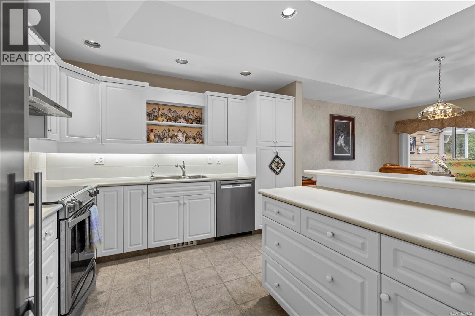 38 529 Johnstone Rd, Parksville, British Columbia  V9P 2K1 - Photo 10 - 1028857