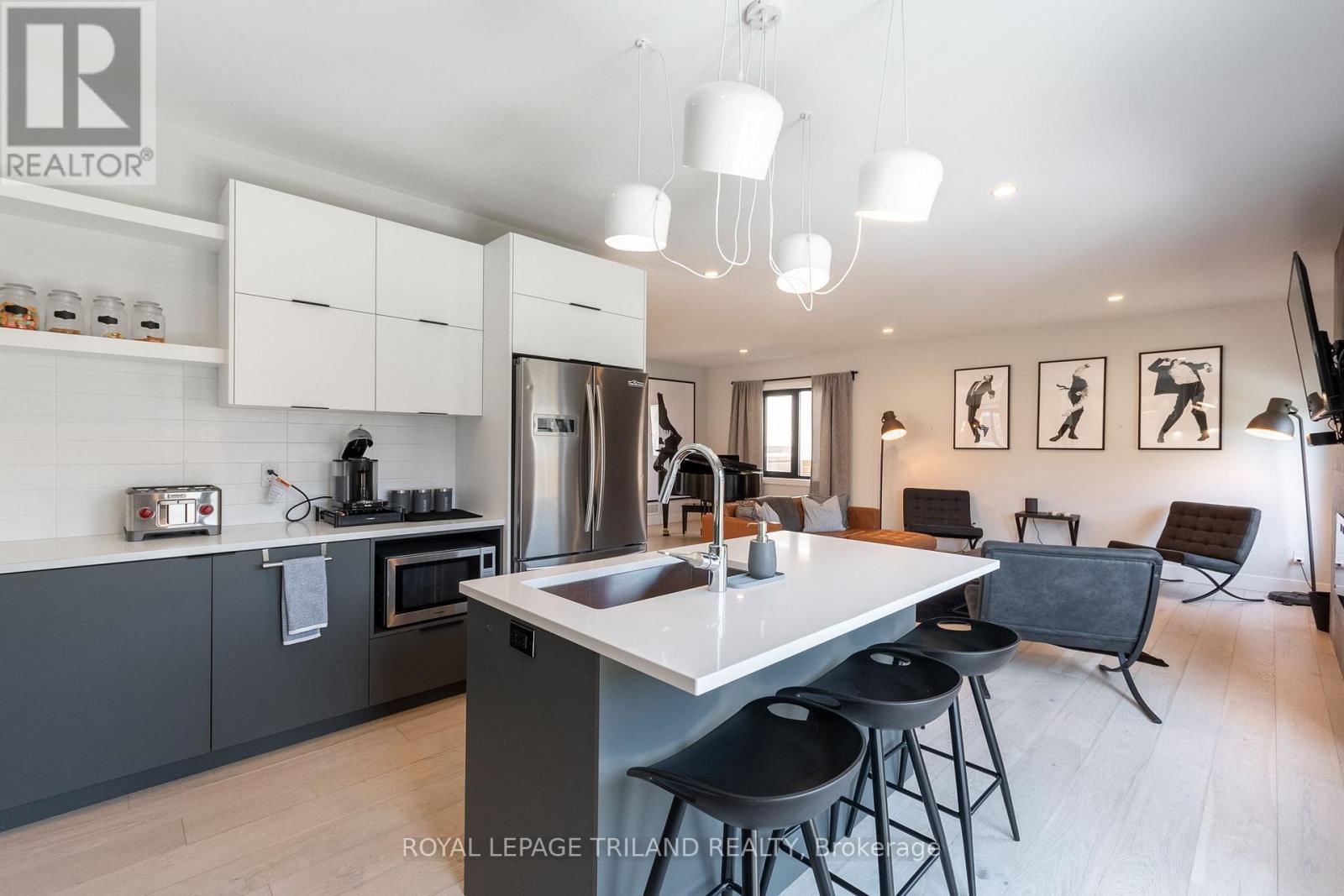 1269 Silverfox Drive, London North, Ontario  N6G 0V8 - Photo 16 - X12882598