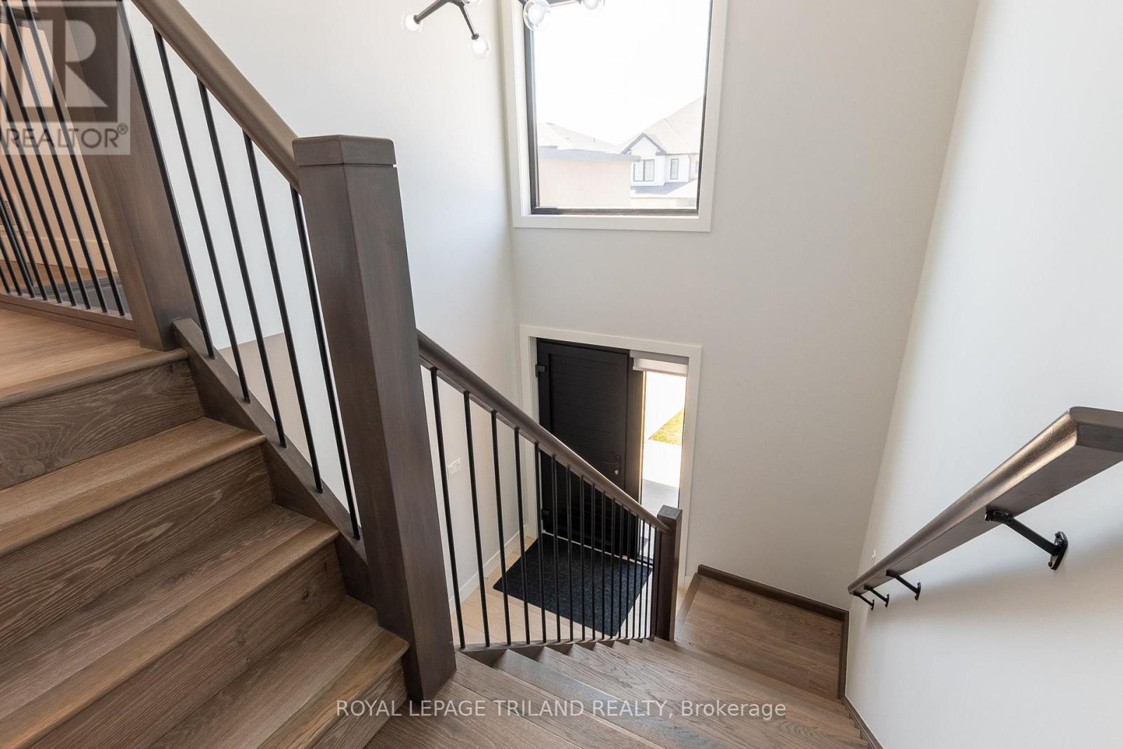 1269 Silverfox Drive, London North, Ontario  N6G 0V8 - Photo 22 - X12882598