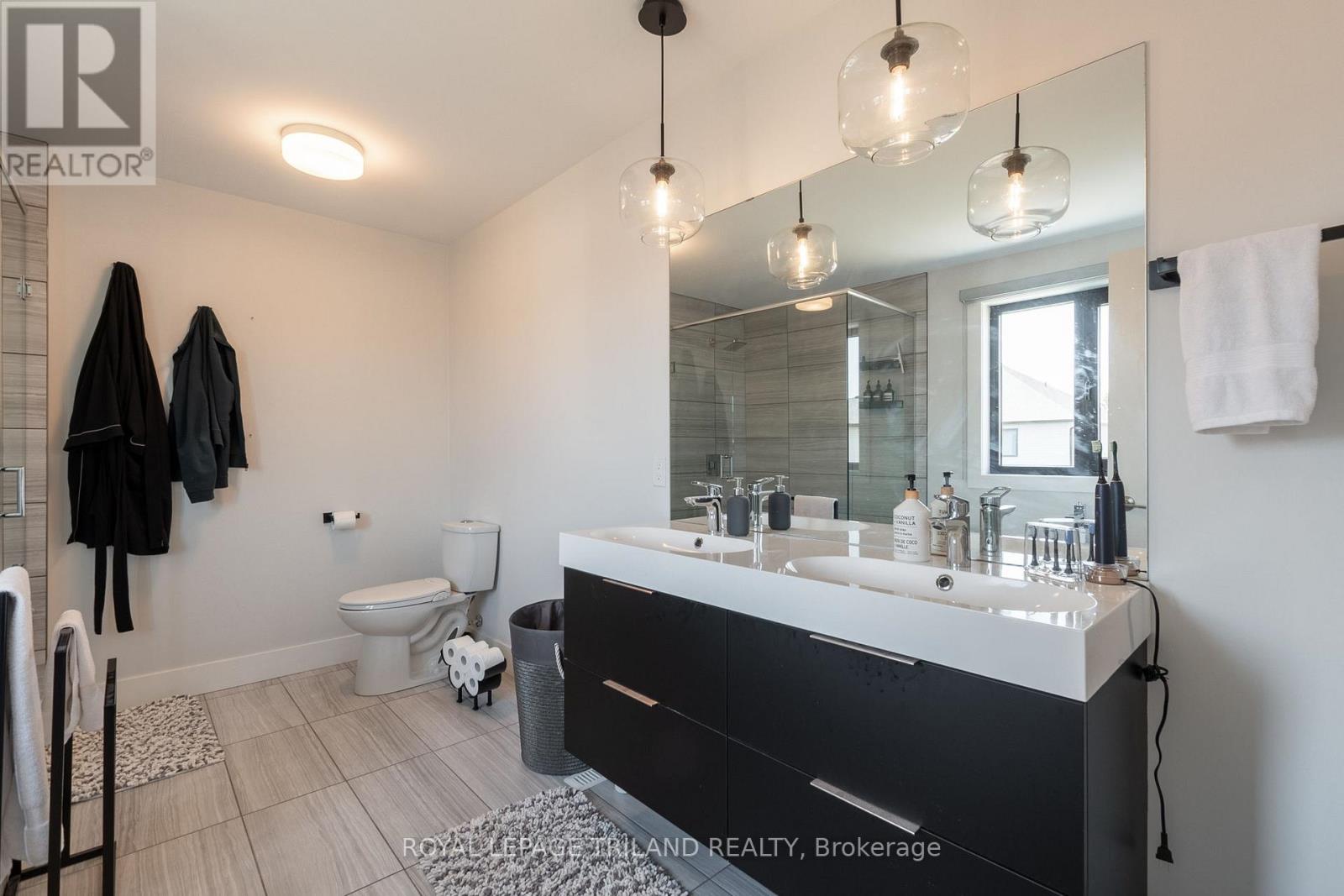 1269 Silverfox Drive, London North, Ontario  N6G 0V8 - Photo 25 - X12882598