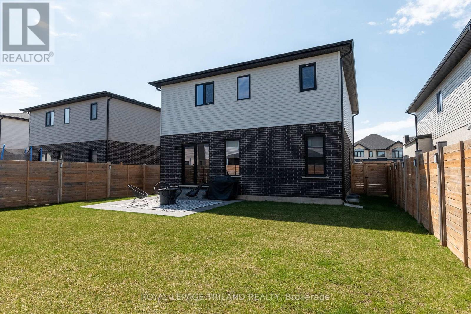 1269 Silverfox Drive, London North, Ontario  N6G 0V8 - Photo 43 - X12882598