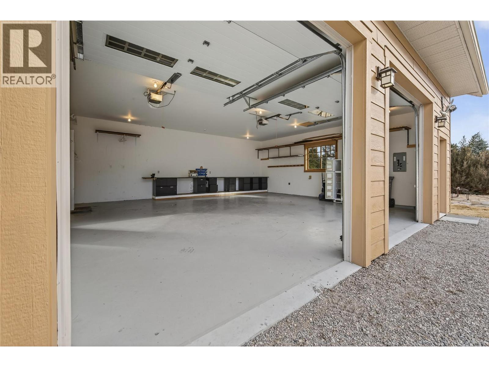 6880 Columbia Ridge Drive, Fairmont Hot Springs, British Columbia  V0B 1L2 - Photo 40 - 10379405