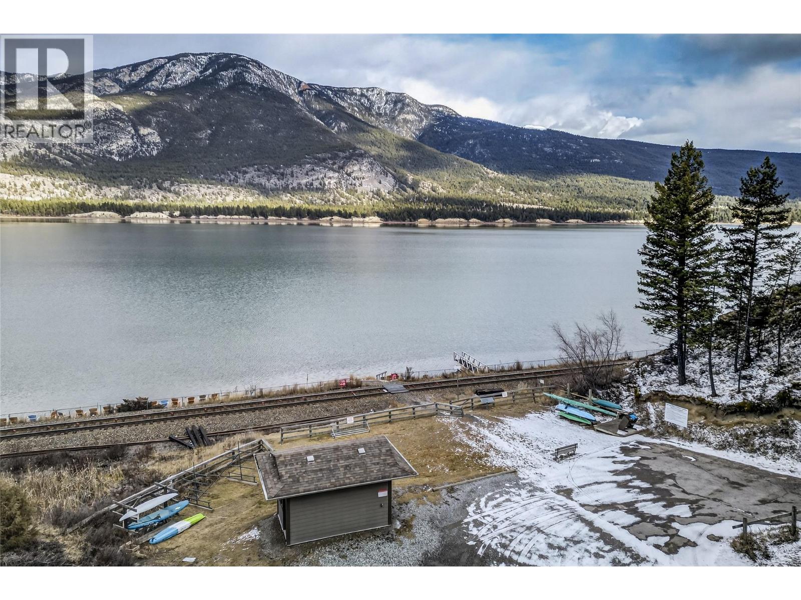 6880 Columbia Ridge Drive, Fairmont Hot Springs, British Columbia  V0B 1L2 - Photo 54 - 10379405