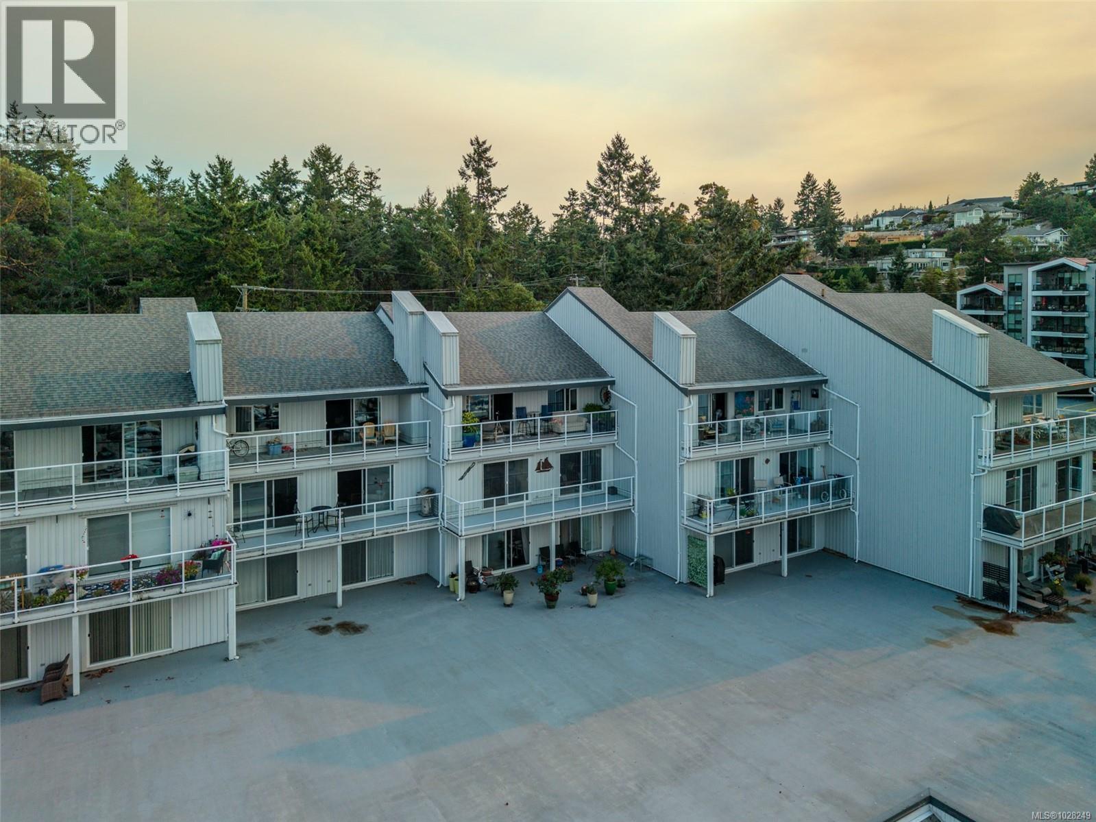 403 3555 Outrigger Rd, Nanoose Bay, British Columbia  V9P 9K1 - Photo 16 - 1028249