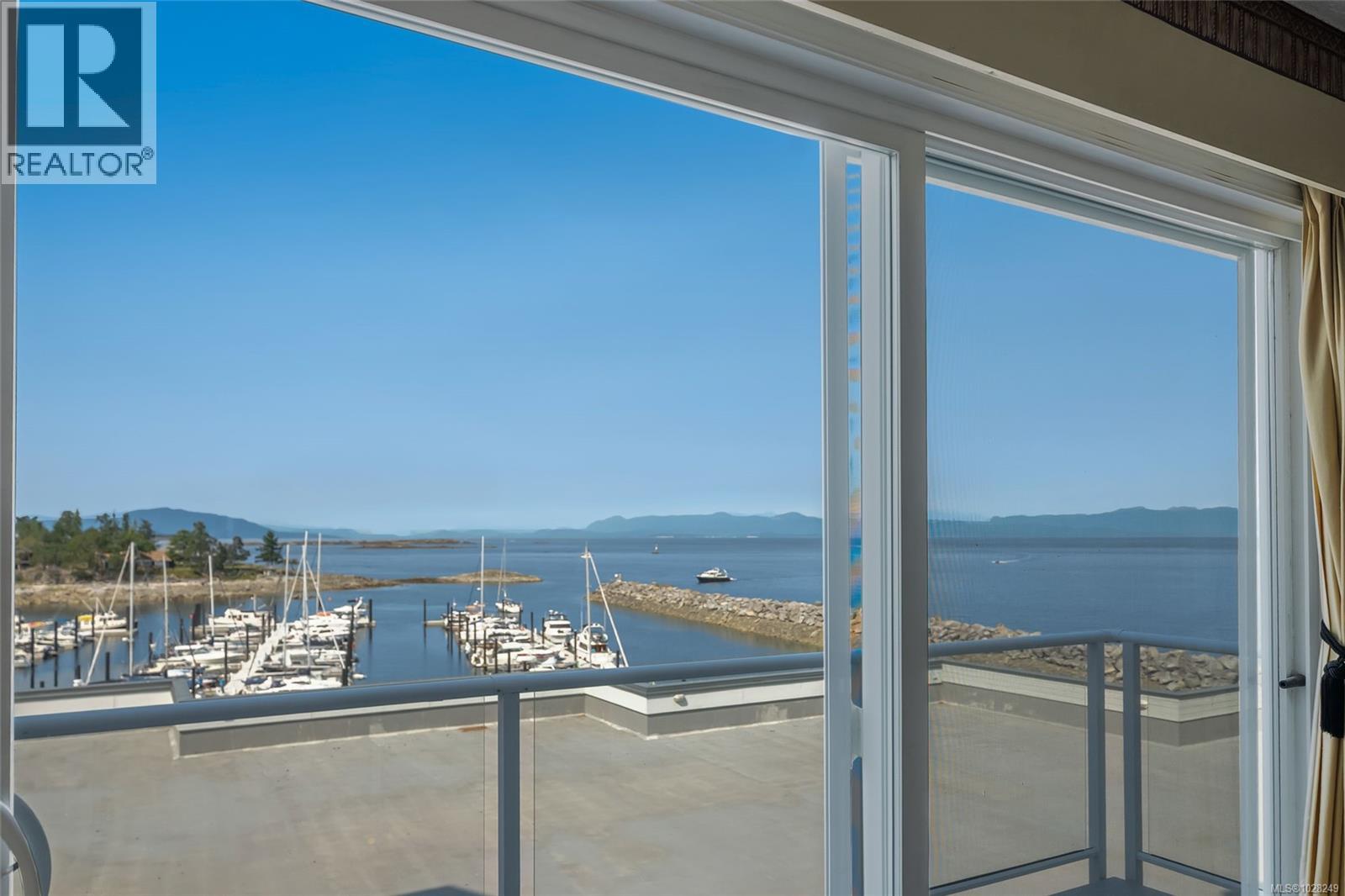 403 3555 Outrigger Rd, Nanoose Bay, British Columbia  V9P 9K1 - Photo 3 - 1028249