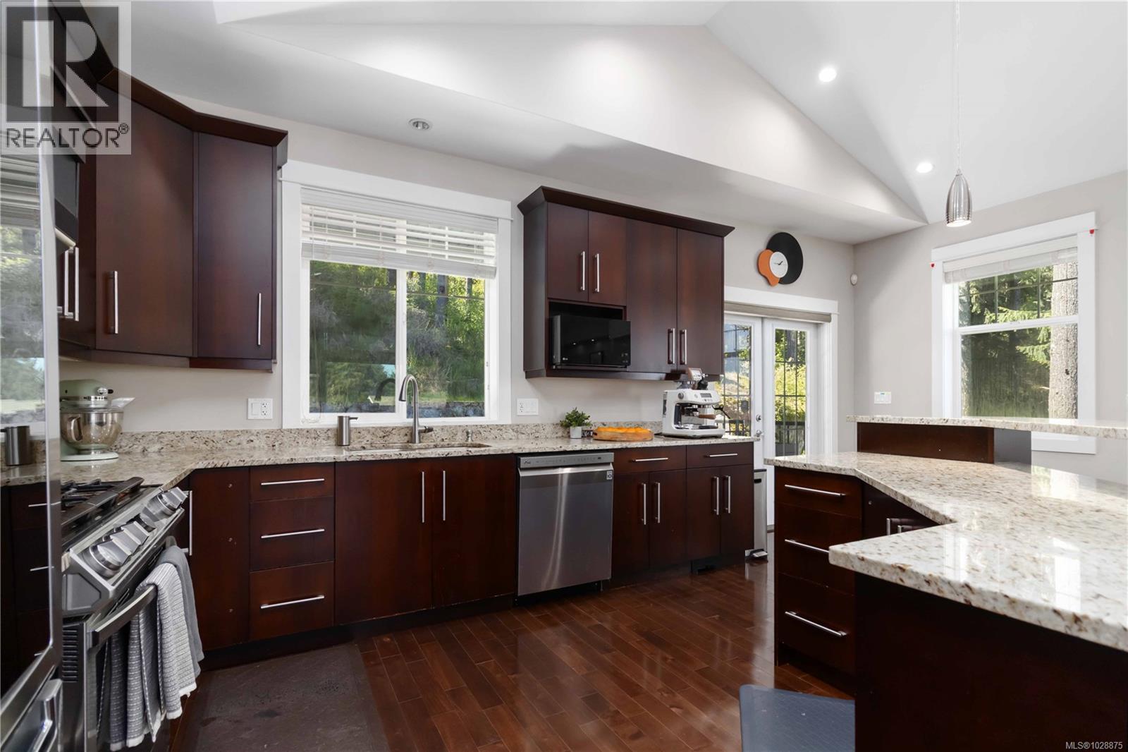 2200 Players Dr, Langford, British Columbia  V9B 0L2 - Photo 28 - 1028875