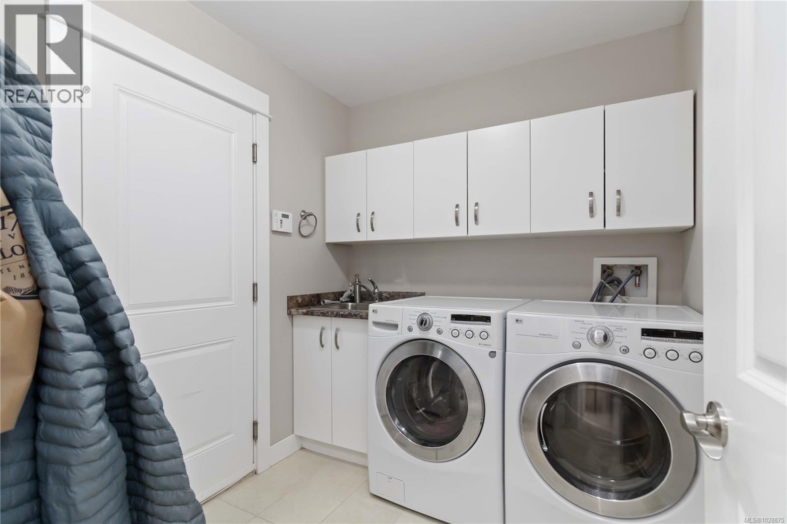 2200 Players Dr, Langford, British Columbia  V9B 0L2 - Photo 33 - 1028875