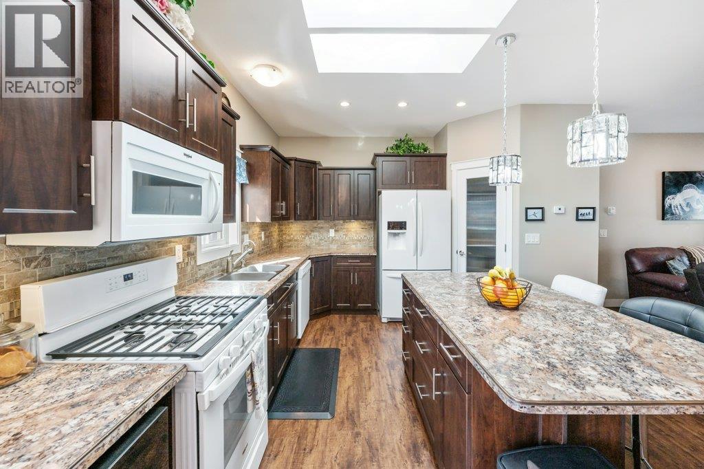 8300 Gallagher Lake Frontage Road Unit# 122, Oliver, British Columbia  V0H 1T2 - Photo 6 - 10378762