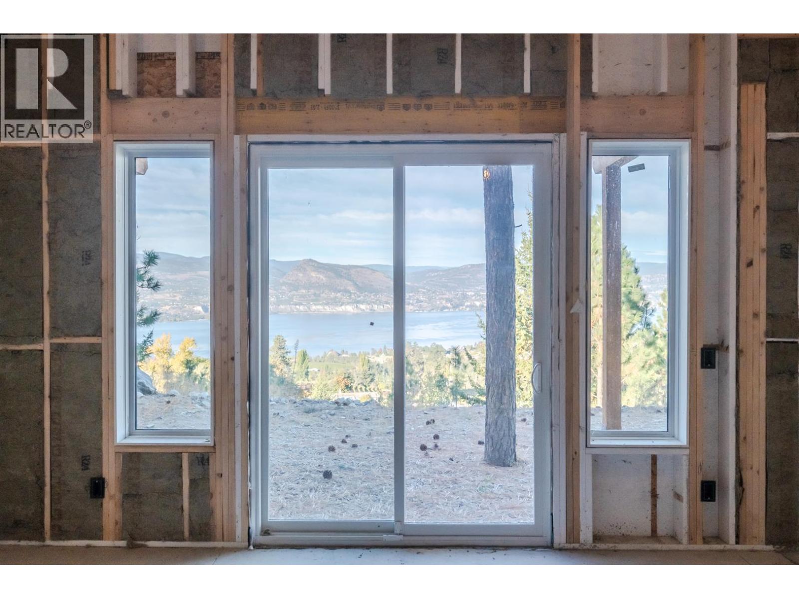 2864 Arawana Road, Naramata, British Columbia  V0H 1N1 - Photo 17 - 10379428