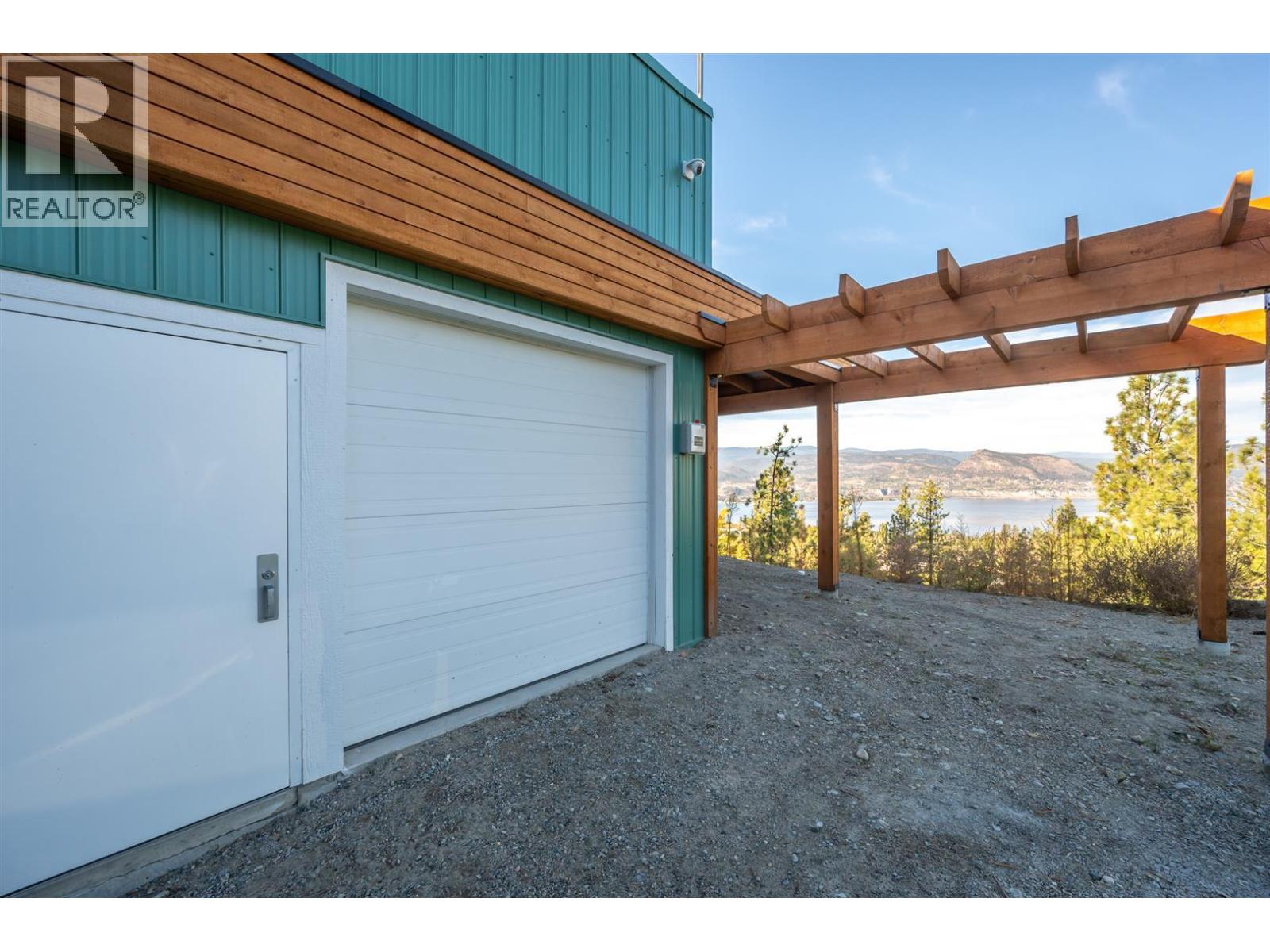 2864 Arawana Road, Naramata, British Columbia  V0H 1N1 - Photo 18 - 10379428