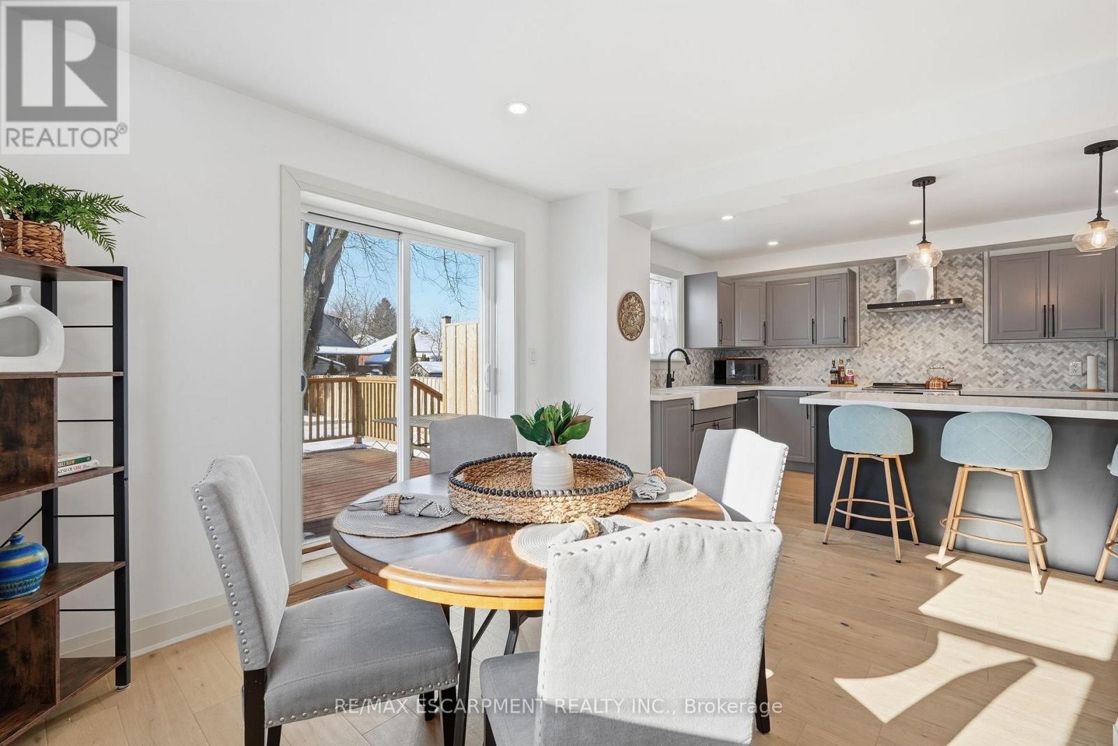 286 East 18th Street, Hamilton (Inch Park), Ontario  L9A 4P6 - Photo 18 - X12820590