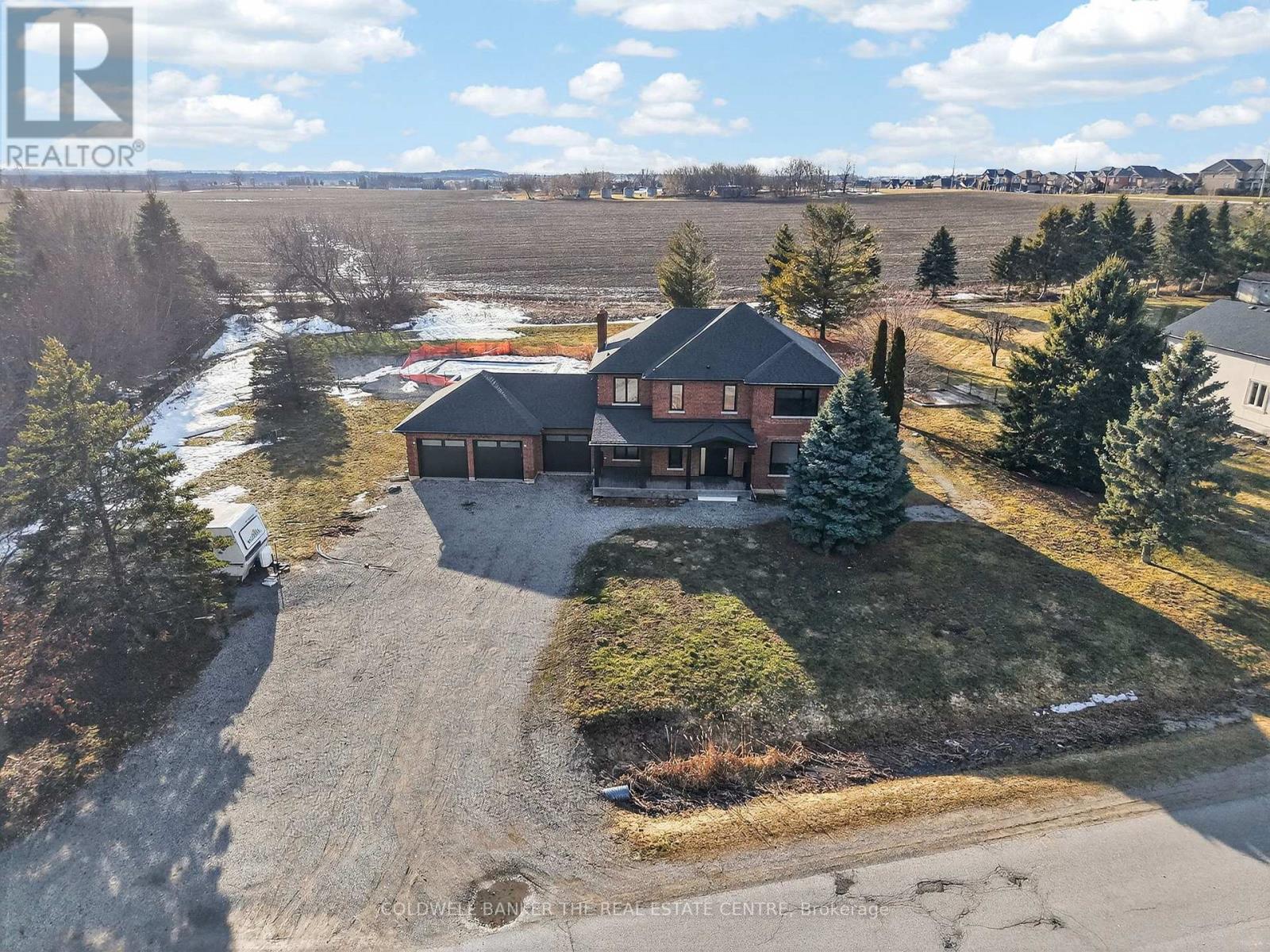 8 BROWNLEE DRIVE, Bradford West Gwillimbury, Ontario