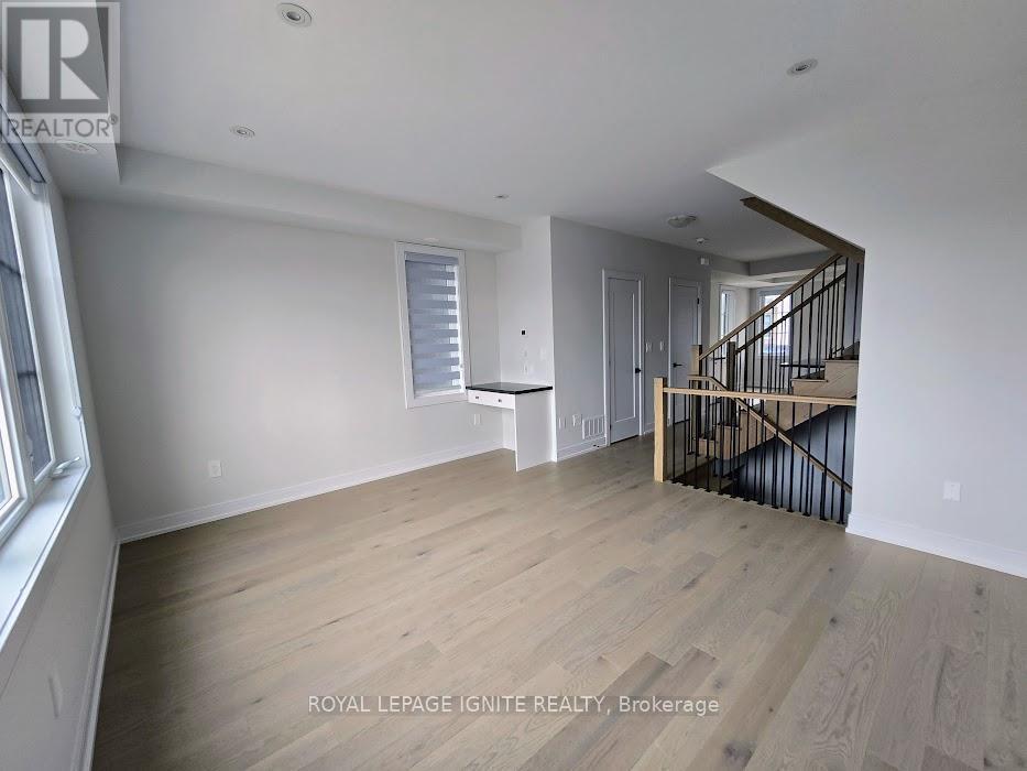 5939 Saigon Street, Mississauga, Ontario  L5V 0E9 - Photo 6 - W12882532