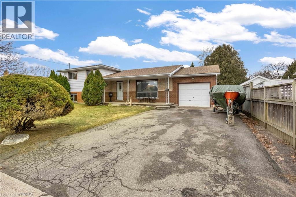 52 Charles Street, Brantford, Ontario  N3T 1B3 - Photo 2 - 40811637