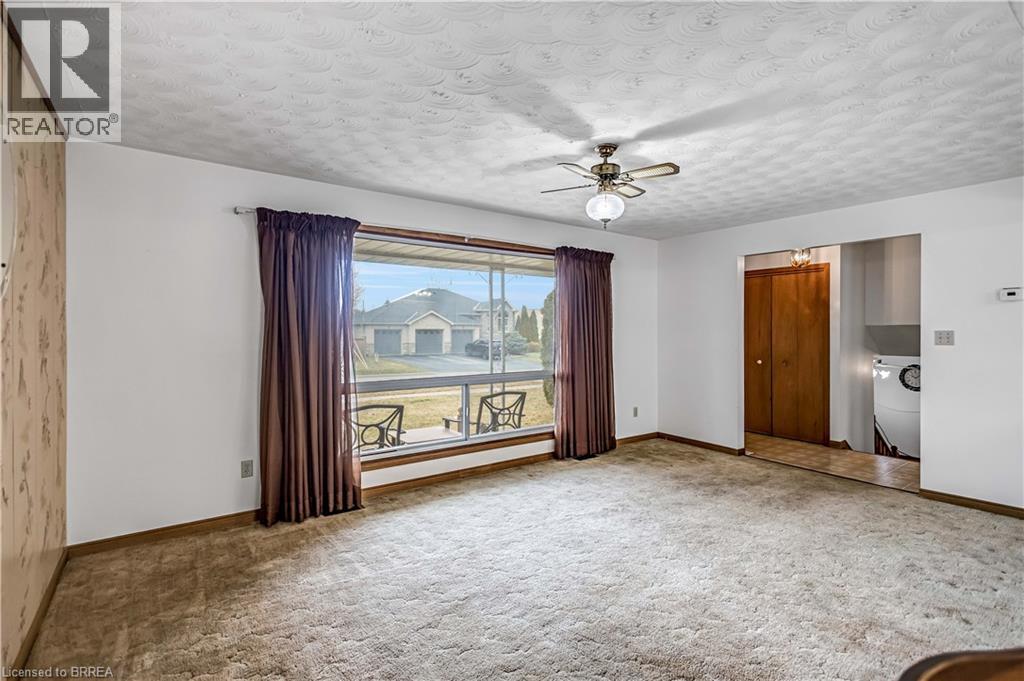 52 Charles Street, Brantford, Ontario  N3T 1B3 - Photo 8 - 40811637