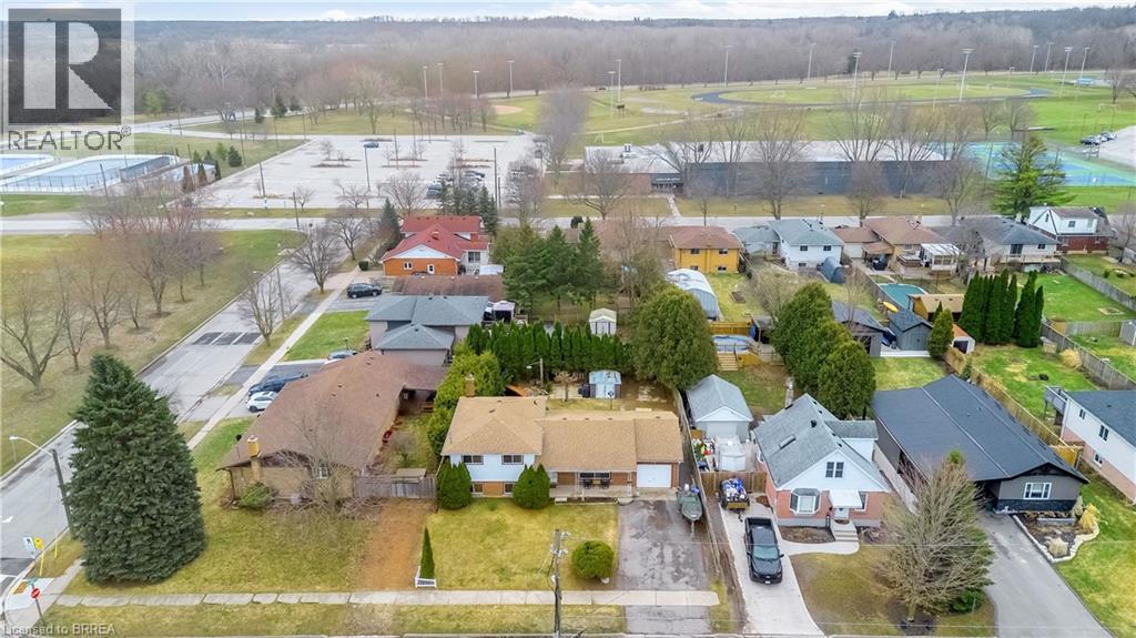 52 Charles Street, Brantford, Ontario  N3T 1B3 - Photo 46 - 40811637