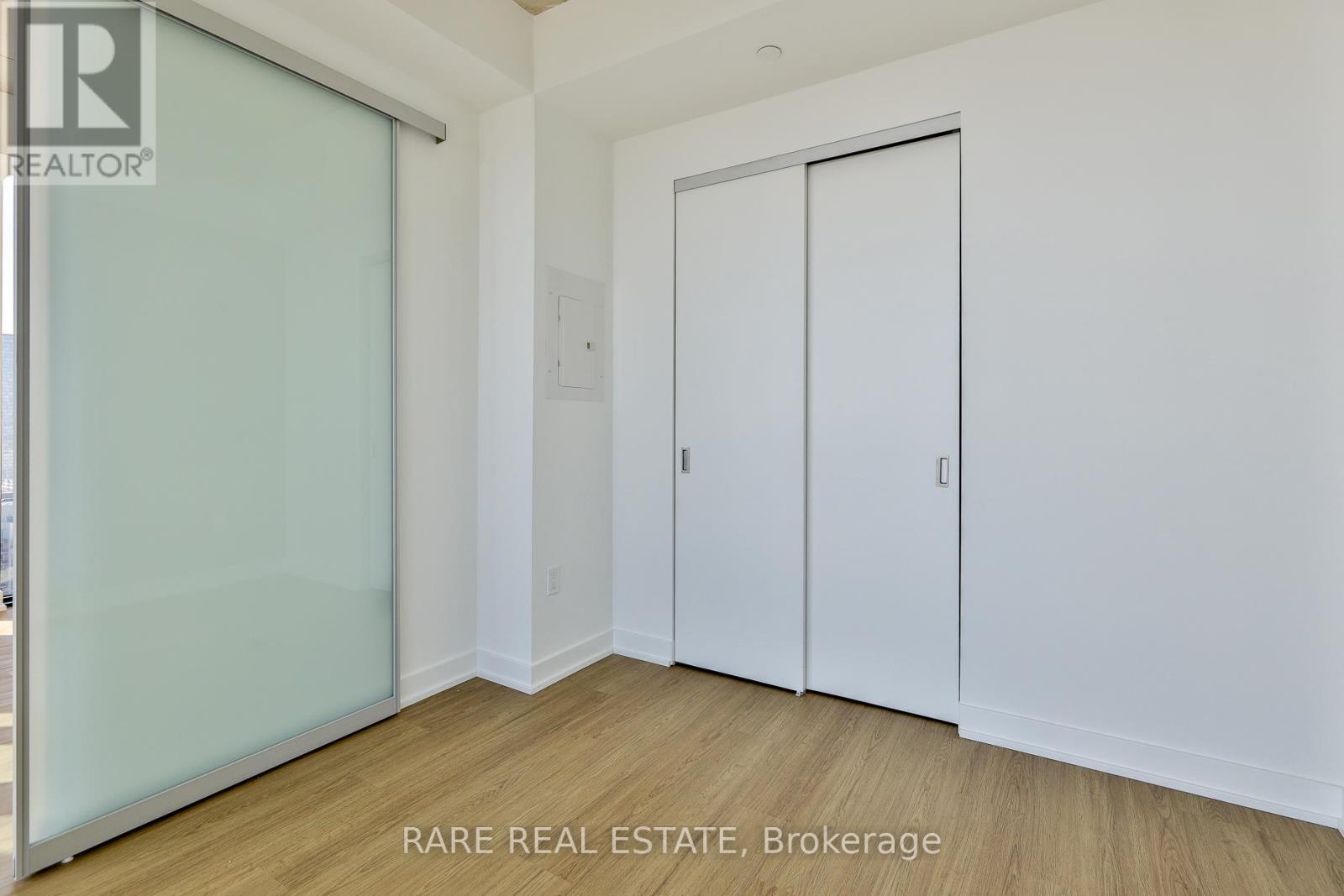 2304 - 284 King Street, Toronto (Moss Park), Ontario  M5A 1K4 - Photo 14 - C12868784