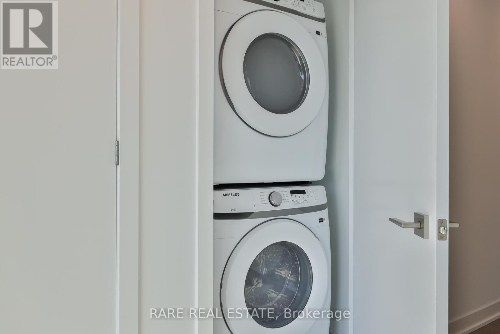 2304 - 284 King Street, Toronto (Moss Park), Ontario  M5A 1K4 - Photo 25 - C12868784