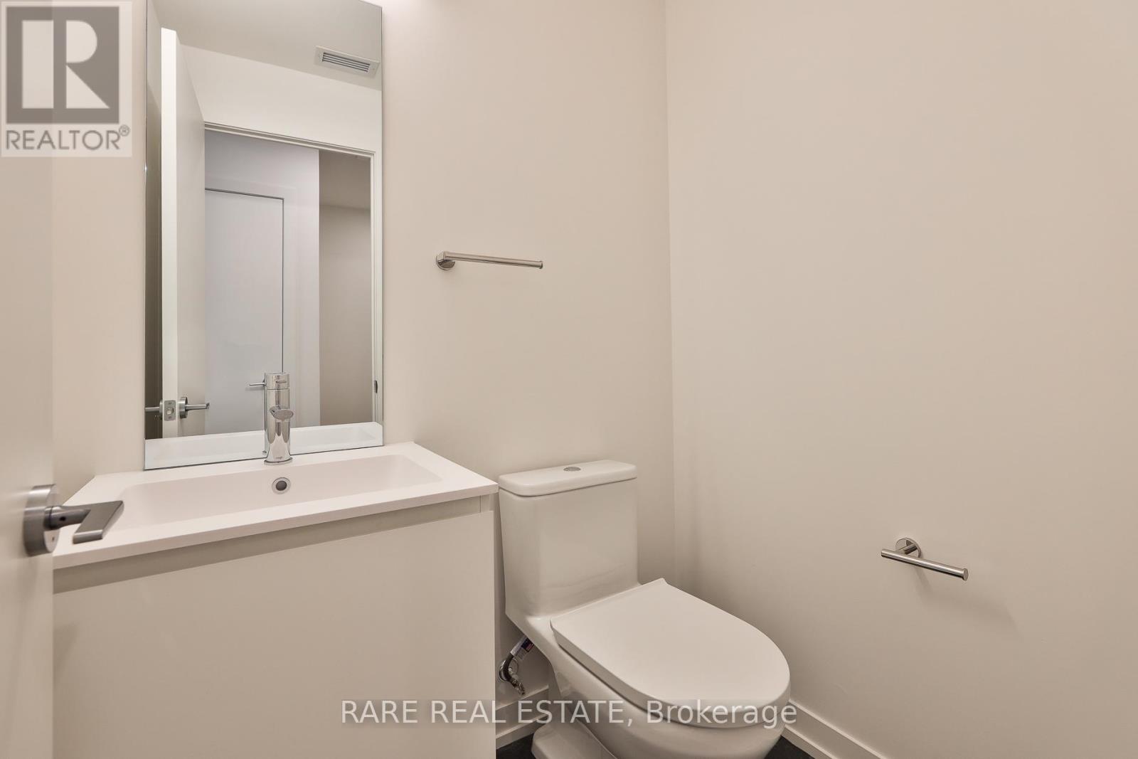 201 - 761 Queen Street, Toronto, Ontario  M4M 1H3 - Photo 26 - E12869020
