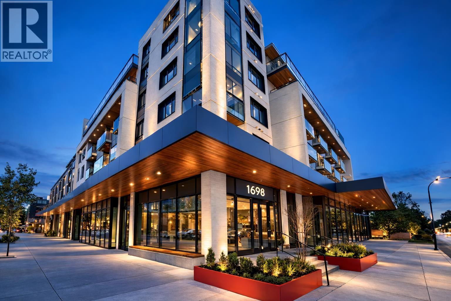 1698 E 12TH AVENUE, vancouver, British Columbia