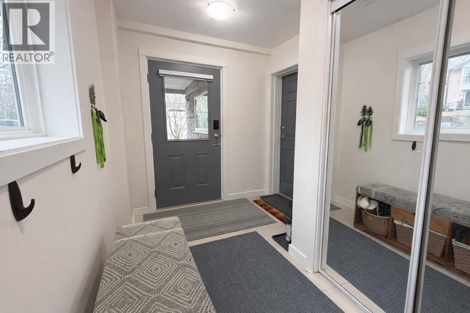 6 1233 Main Street, Squamish, British Columbia  V8B 0P7 - Photo 18 - R3099312