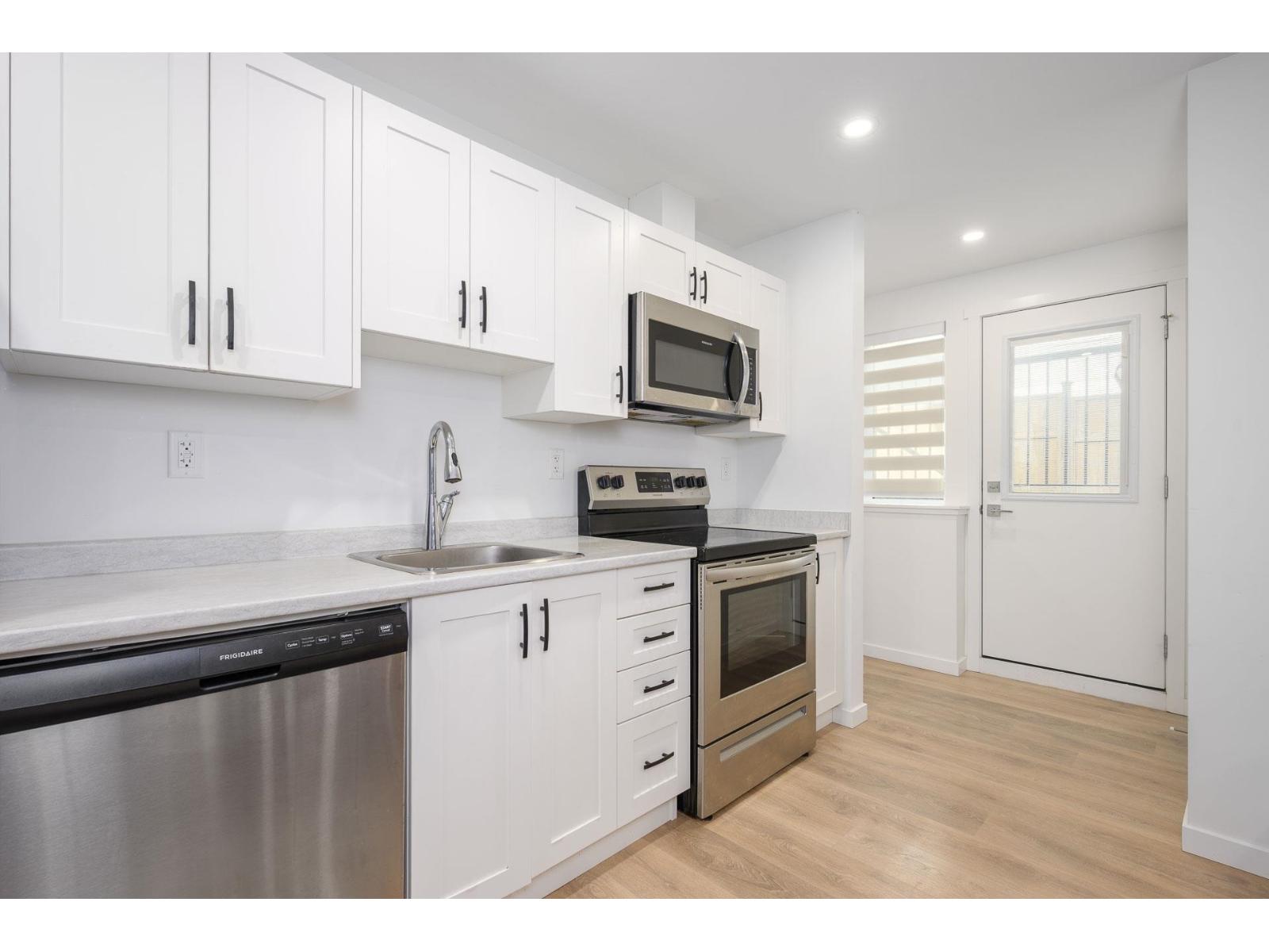 19655 74a Avenue, Langley, British Columbia  V2Y 3R8 - Photo 35 - R3098760