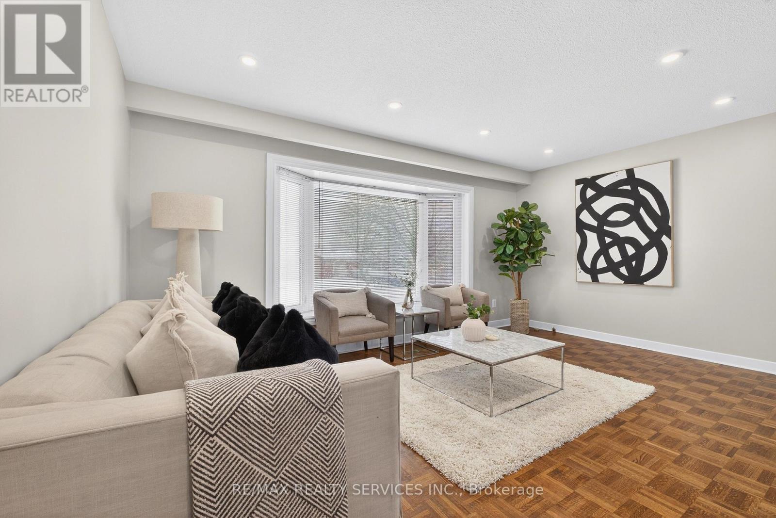 45 Grassington Crescent, Brampton, Ontario  L6S 1Z5 - Photo 13 - W12878450