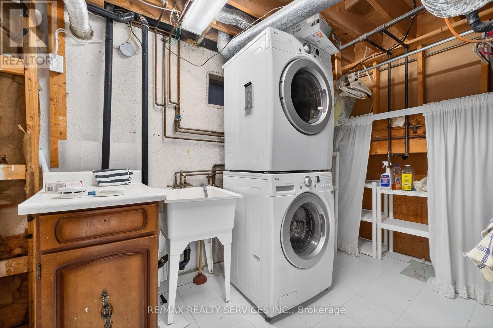 45 Grassington Crescent, Brampton, Ontario  L6S 1Z5 - Photo 49 - W12878450