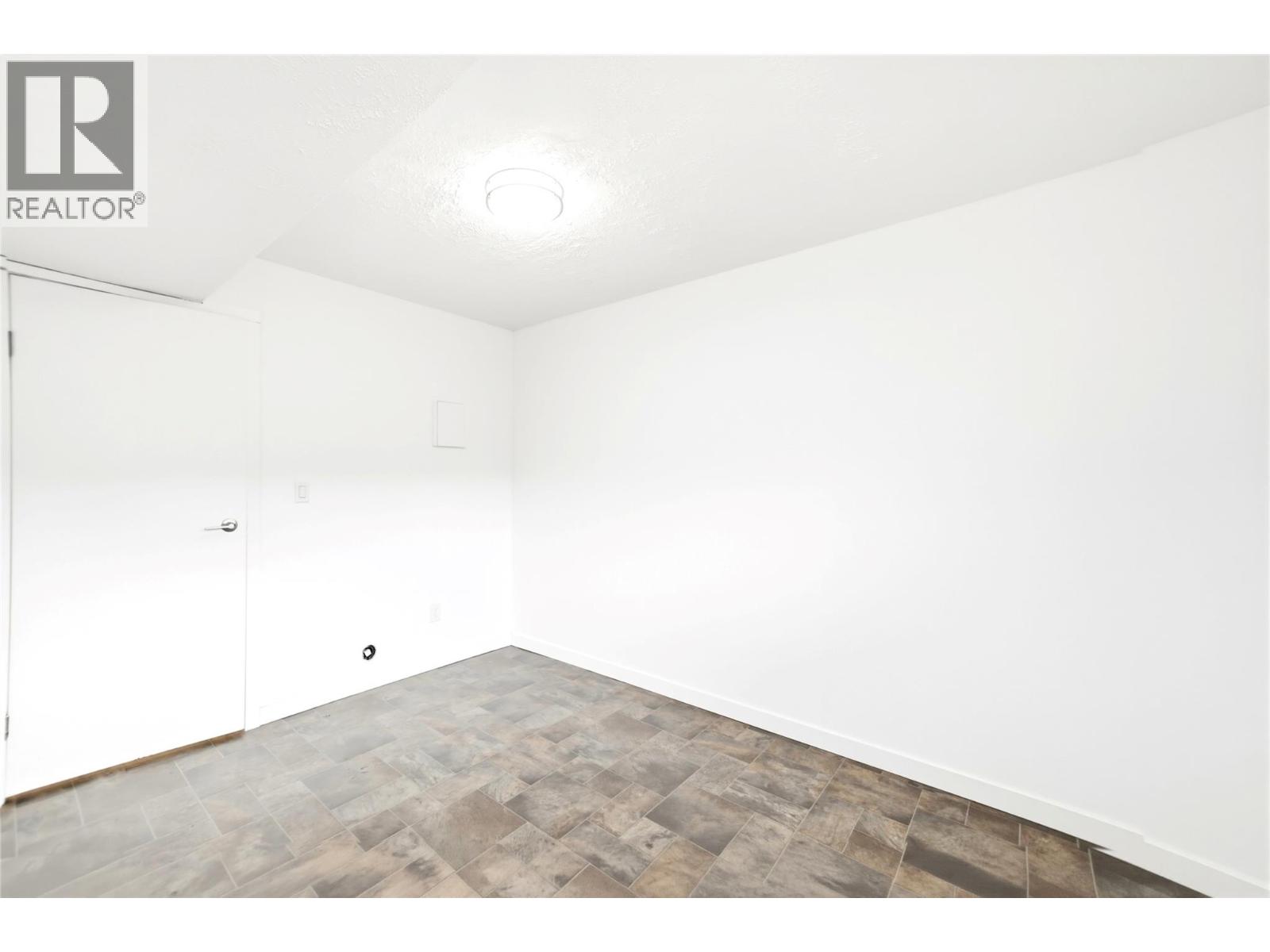 1946 Tranquille Road Unit# 5, Kamloops, British Columbia  V2B 3M5 - Photo 18 - 10379120