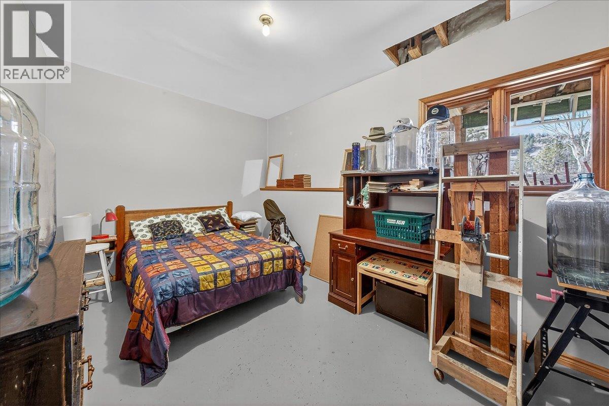 4529 Columbia Place, Fairmont Hot Springs, British Columbia  V0B 1L2 - Photo 28 - 10379249