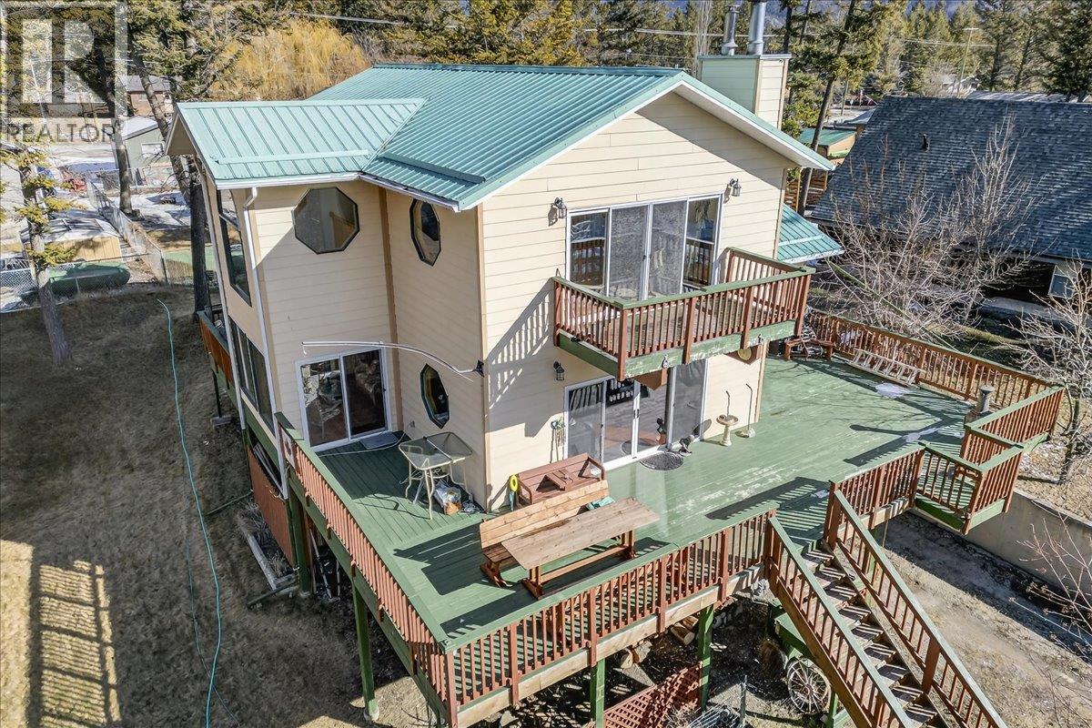 4529 Columbia Place, Fairmont Hot Springs, British Columbia  V0B 1L2 - Photo 43 - 10379249