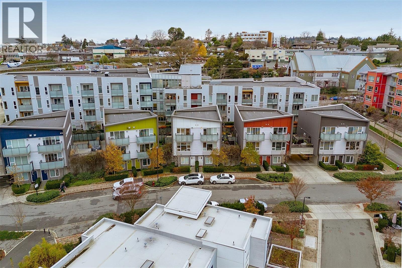 106 770 Central Spur Rd, Victoria, British Columbia  V9A 0G7 - Photo 3 - 1028859