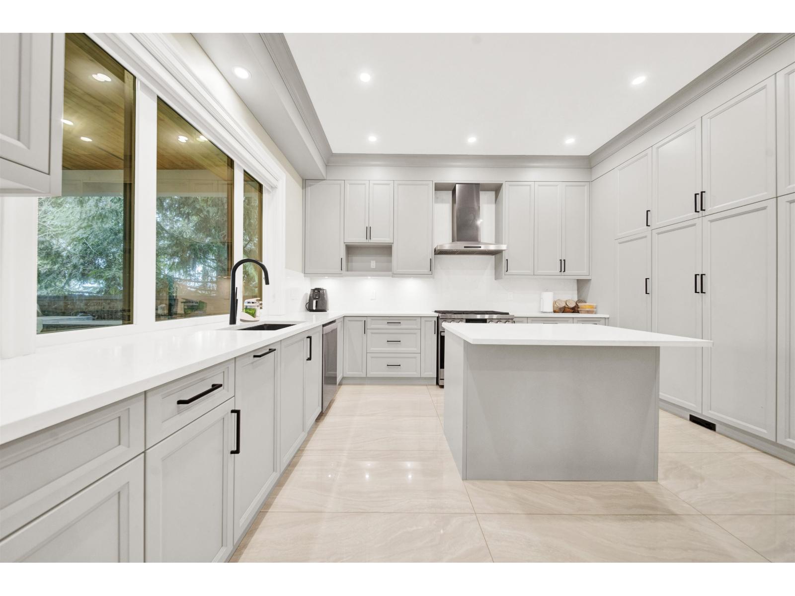 16285 28 Avenue, Surrey, British Columbia  V3Z 0E4 - Photo 8 - R3098597