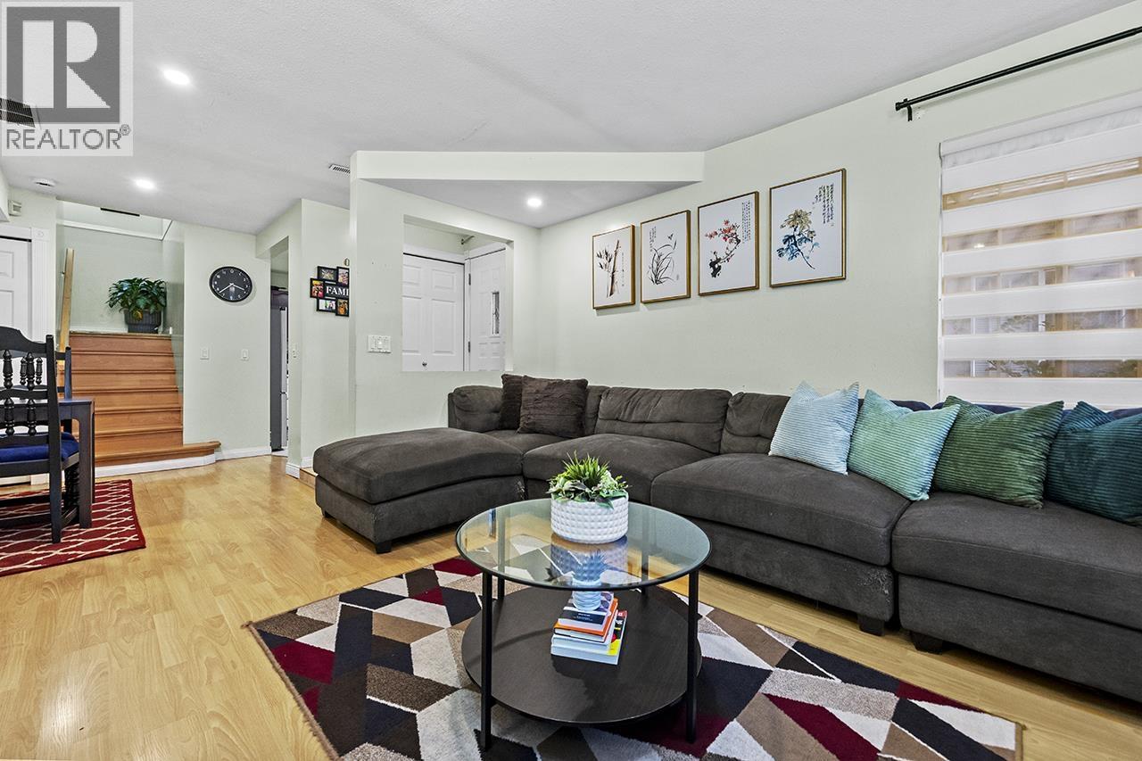 52 7188 Edmonds Street, Burnaby, British Columbia  V3N 4X6 - Photo 5 - R3089039