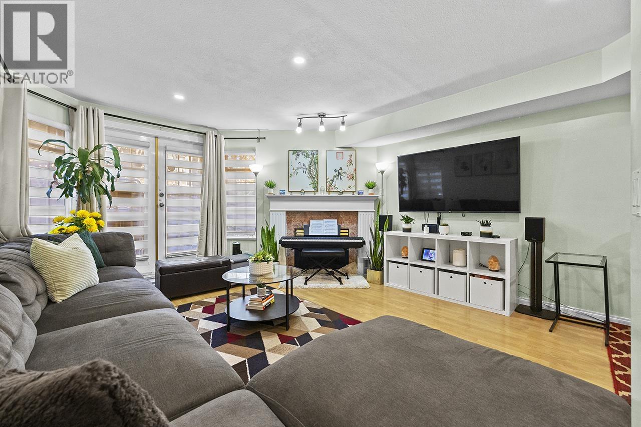 52 7188 Edmonds Street, Burnaby, British Columbia  V3N 4X6 - Photo 2 - R3089039