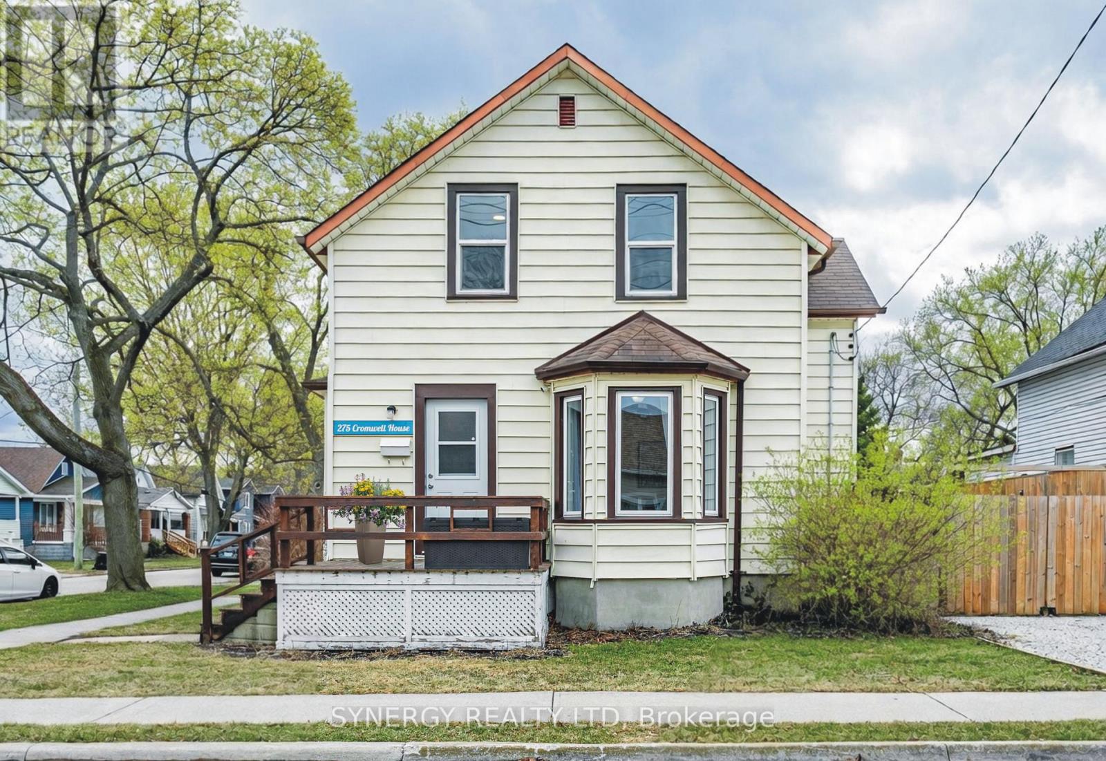 275 Cromwell Street, Sarnia, Ontario  N7T 3Y2 - Photo 1 - X12882664