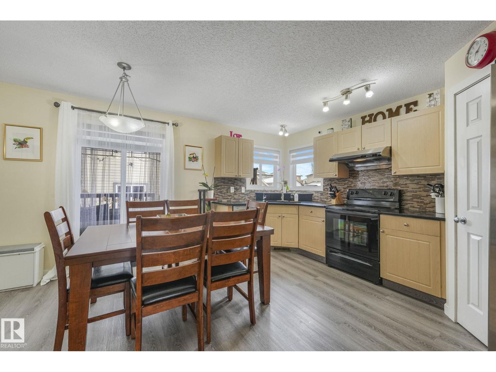 2348 28b Av Nw, Edmonton, Alberta  T6T 2A4 - Photo 7 - E4477003