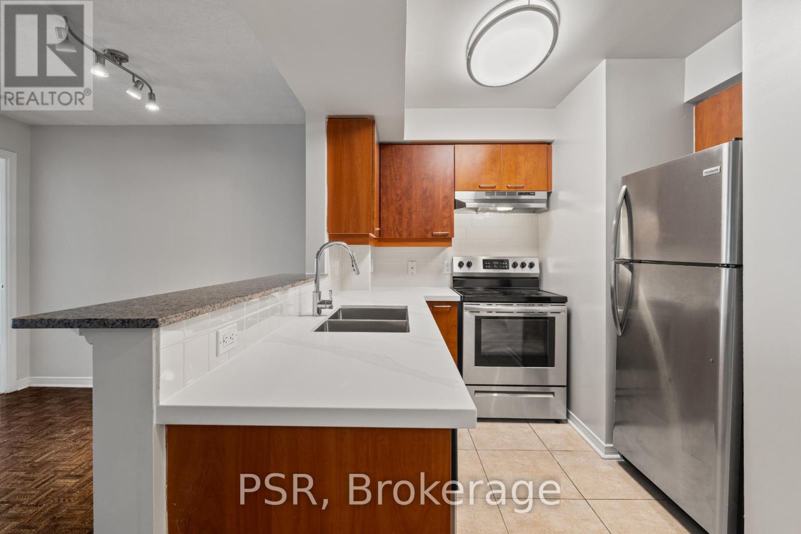 112 - 515 Rosewell Avenue, Toronto, Ontario  M4R 2J3 - Photo 4 - C12882652