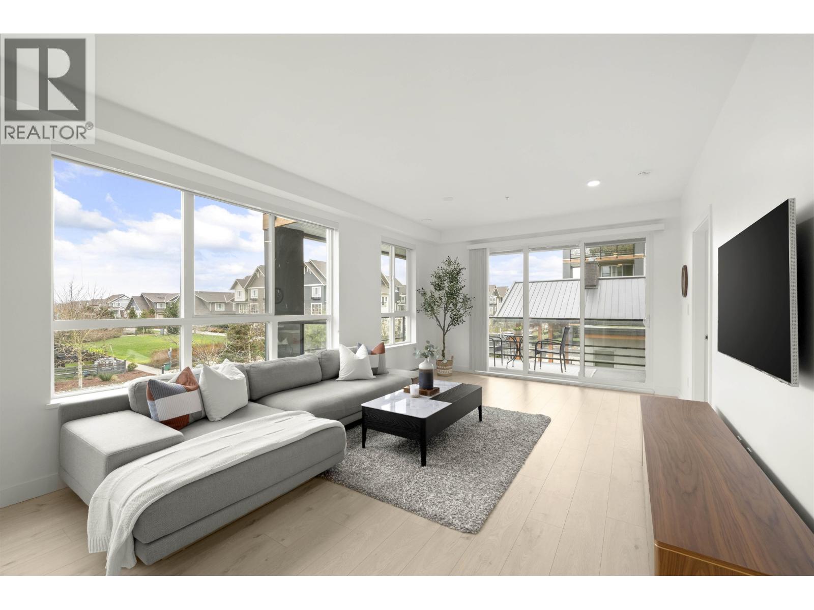 219 1792 Starling Drive, Tsawwassen, British Columbia  V4M 0E4 - Photo 2 - R3099699